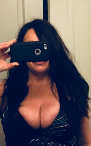 Khelissa call girl in Derby Connecticut